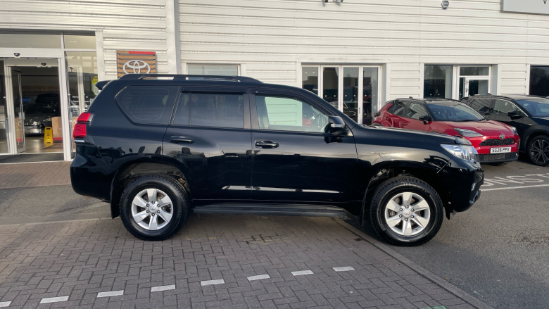 Toyota Land Cruiser 2.8 D-4D 204 Active 5dr Auto 7 Seats Diesel Station Wagon